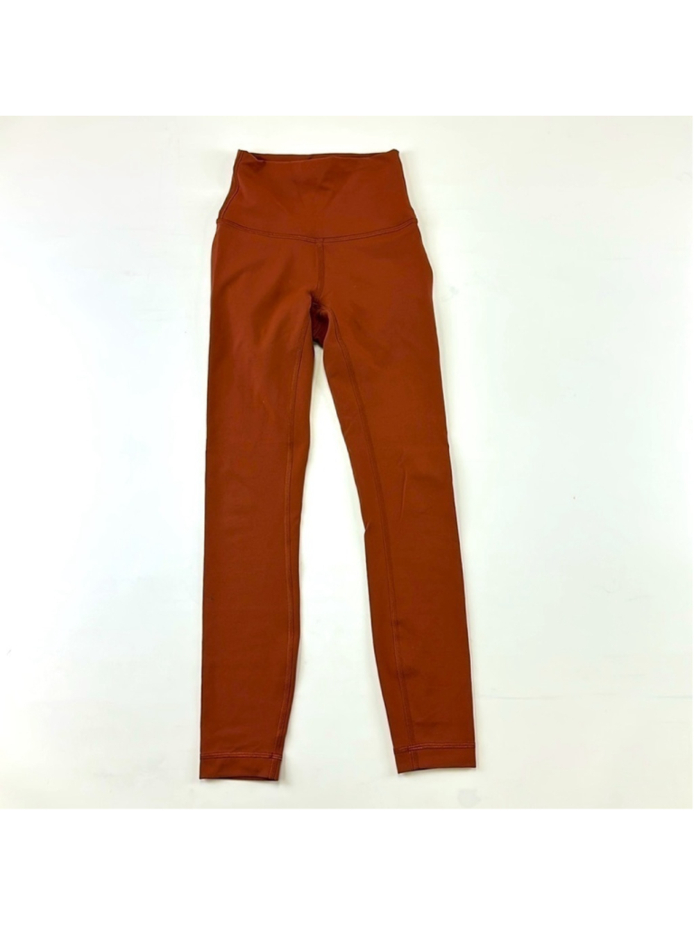 Lululemon Wunder Train High-Rise Tight 25"
Dark Terracotta Size 0